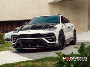 Lamborghini Urus Custom Wheels - EVO-6T by Vossen - Gloss Black Lamborghini Urus Custom Wheels - EVO-6T by Vossen - Gloss Black